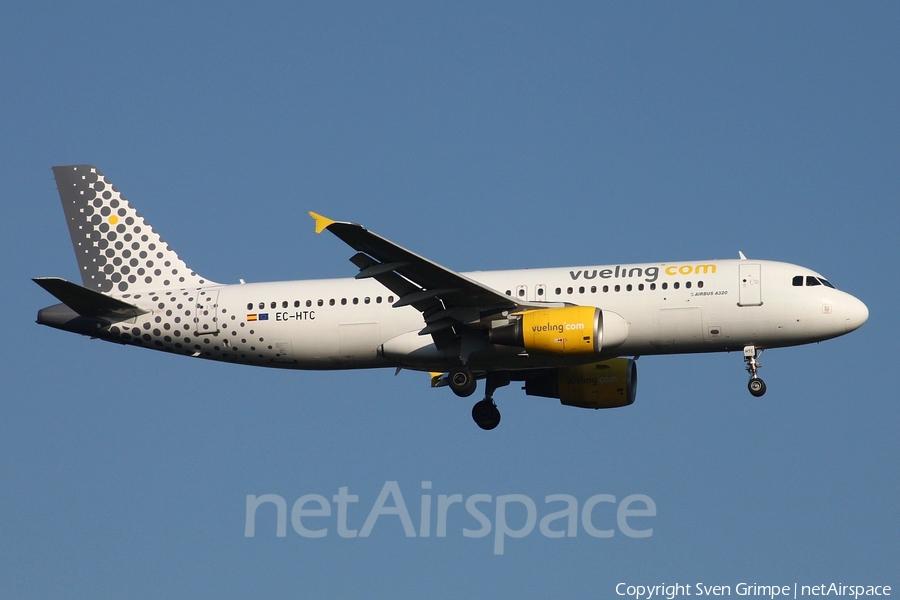 Vueling Airbus A320-214 (EC-HTC) | Photo 28624