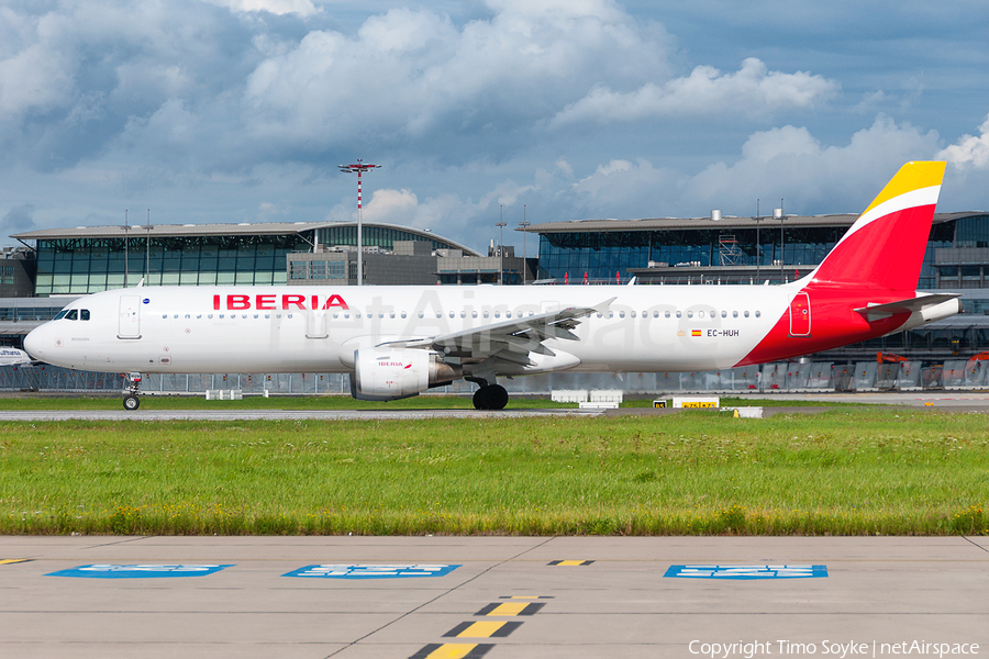Iberia Airbus A321-212 (EC-HUH) | Photo 118096