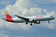 Iberia Airbus A321-212 (EC-HUH) at  London - Heathrow, United Kingdom