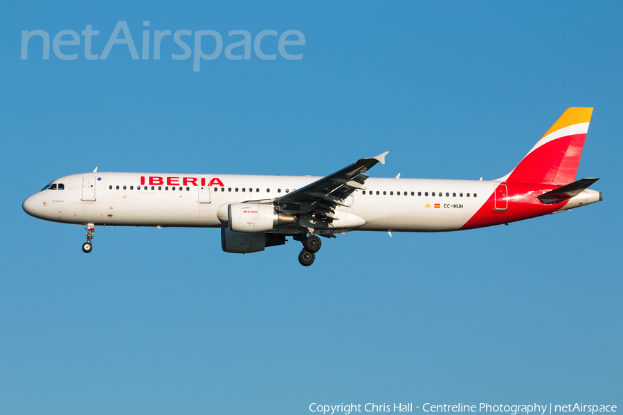Iberia Airbus A321-212 (EC-HUH) | Photo 292225