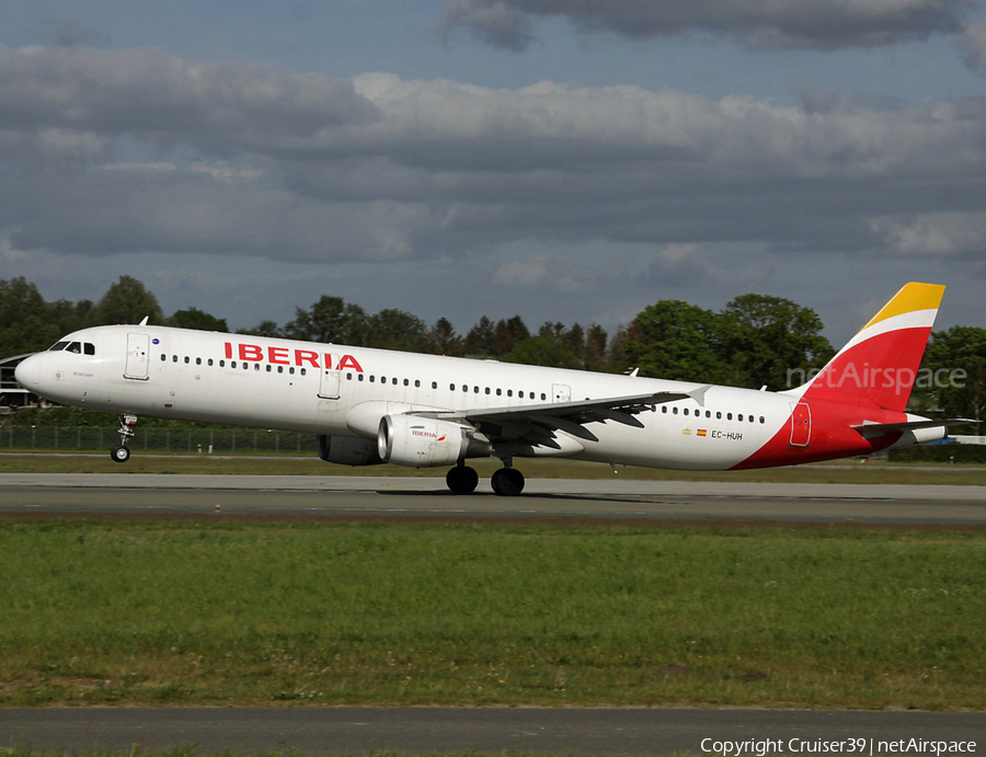 Iberia Airbus A321-212 (EC-HUH) | Photo 521755