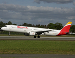 Iberia Airbus A321-212 (EC-HUH) at  Hamburg - Fuhlsbuettel (Helmut Schmidt), Germany