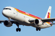 Iberia Airbus A321-211 (EC-HUI) at  London - Heathrow, United Kingdom