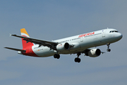 Iberia Airbus A321-211 (EC-HUI) at  London - Heathrow, United Kingdom