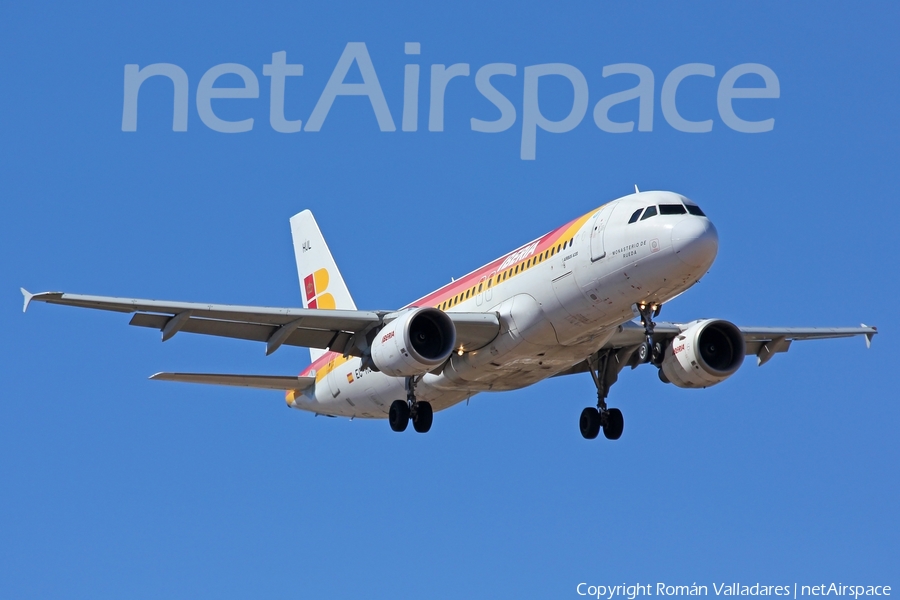 Iberia Airbus A320-214 (EC-HUL) | Photo 340638