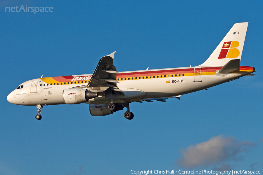 Iberia Airbus A320-214 (EC-HYD) | Photo 14470