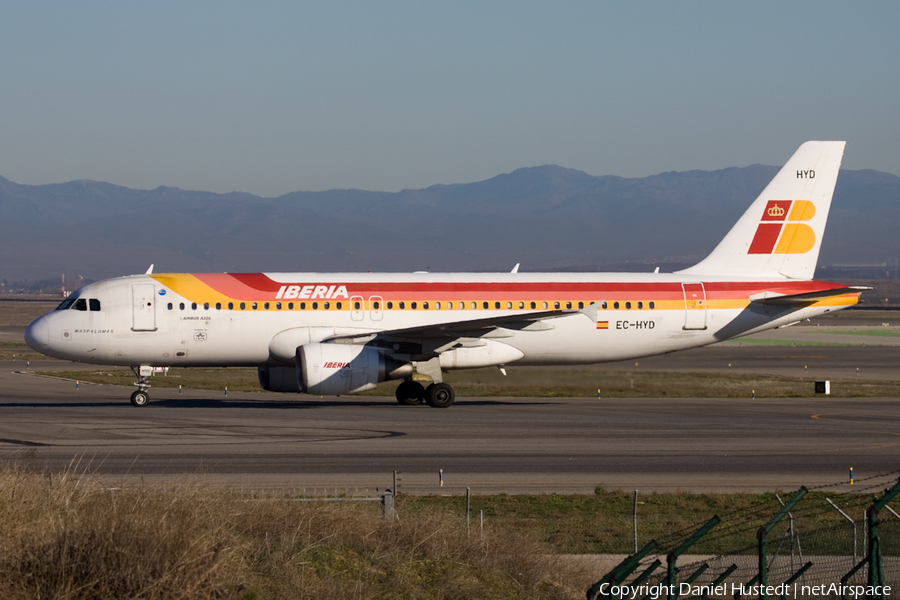 Iberia Airbus A320-214 (EC-HYD) | Photo 541849