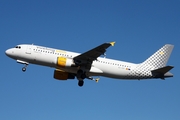 Vueling Airbus A320-211 (EC-ICR) at  Hamburg - Fuhlsbuettel (Helmut Schmidt), Germany