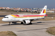 Iberia Airbus A320-214 (EC-IEF) at  Lisbon - Portela, Portugal