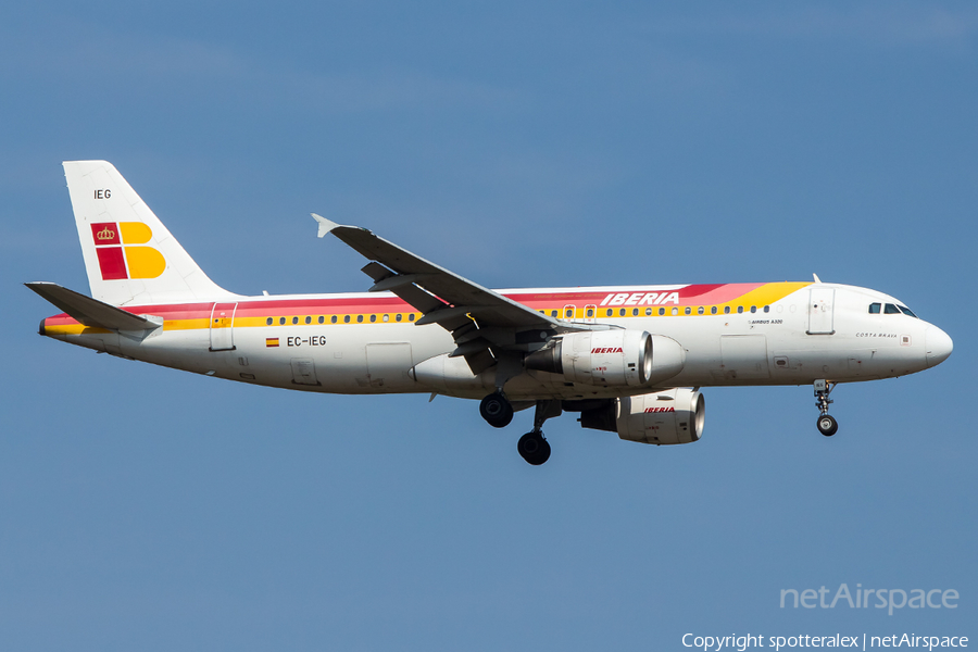 Iberia Airbus A320-214 (EC-IEG) | Photo 102266