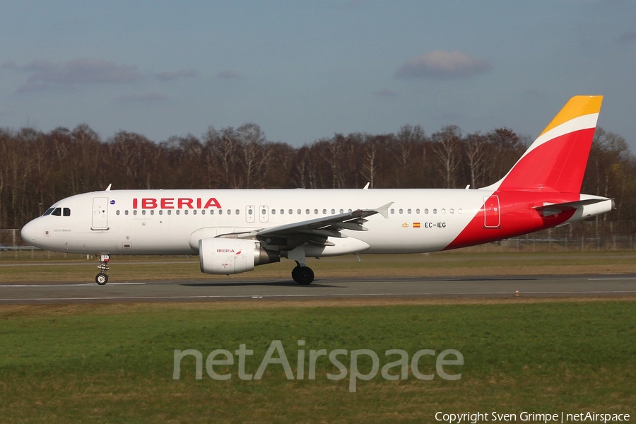 Iberia Airbus A320-214 (EC-IEG) | Photo 152531