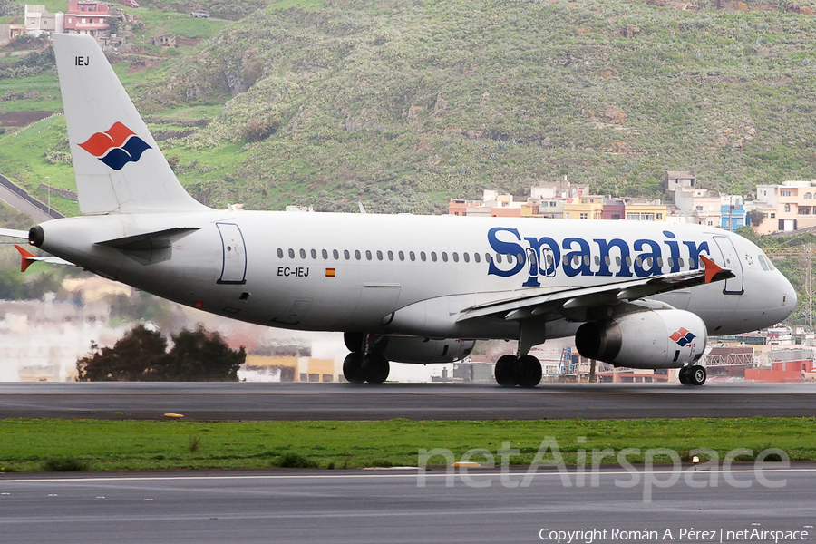 Spanair Airbus A320-232 (EC-IEJ) | Photo 285278