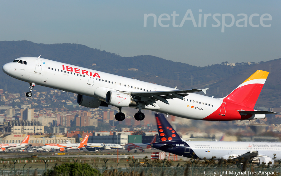 Iberia Airbus A321-211 (EC-IJN) | Photo 226914