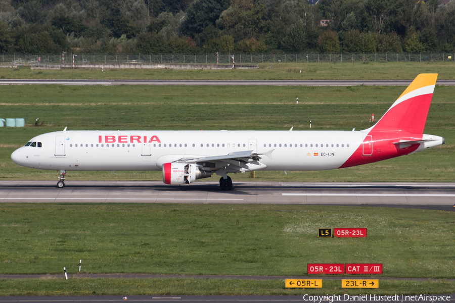 Iberia Airbus A321-211 (EC-IJN) | Photo 653295
