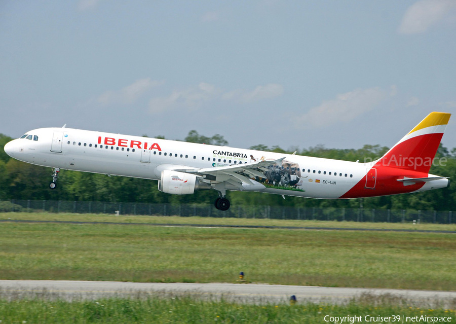 Iberia Airbus A321-211 (EC-IJN) | Photo 361000