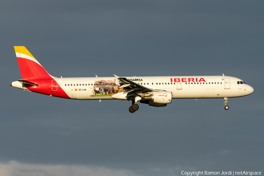 Iberia Airbus A321-211 (EC-IJN) | Photo 322080