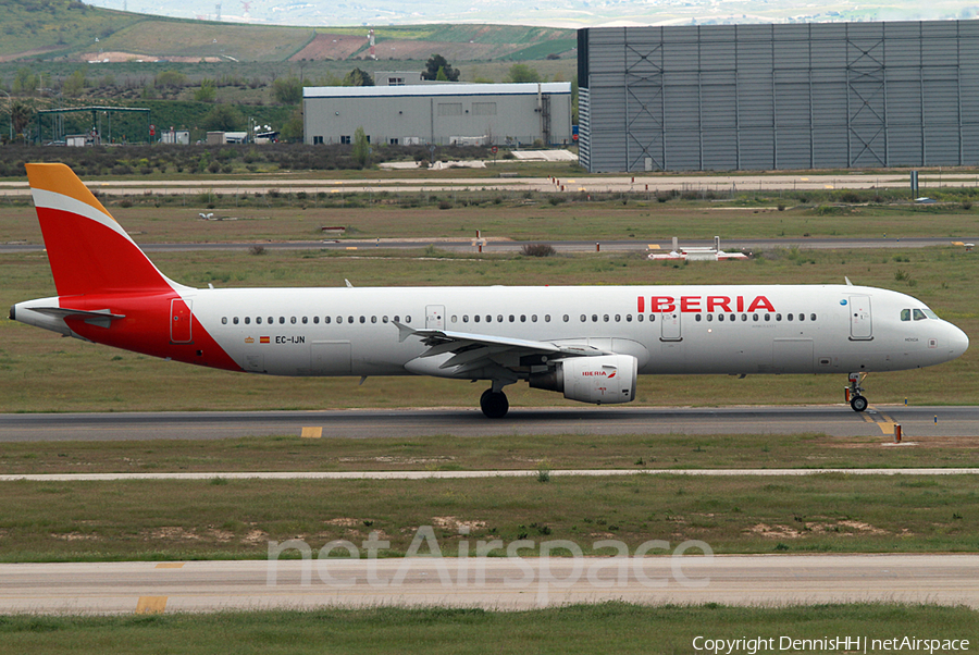Iberia Airbus A321-211 (EC-IJN) | Photo 387545