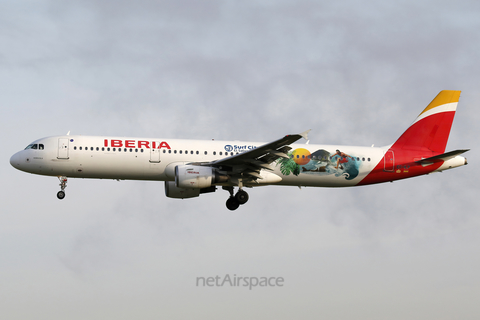 Iberia Airbus A321-211 (EC-ILP) at  Barcelona - El Prat, Spain