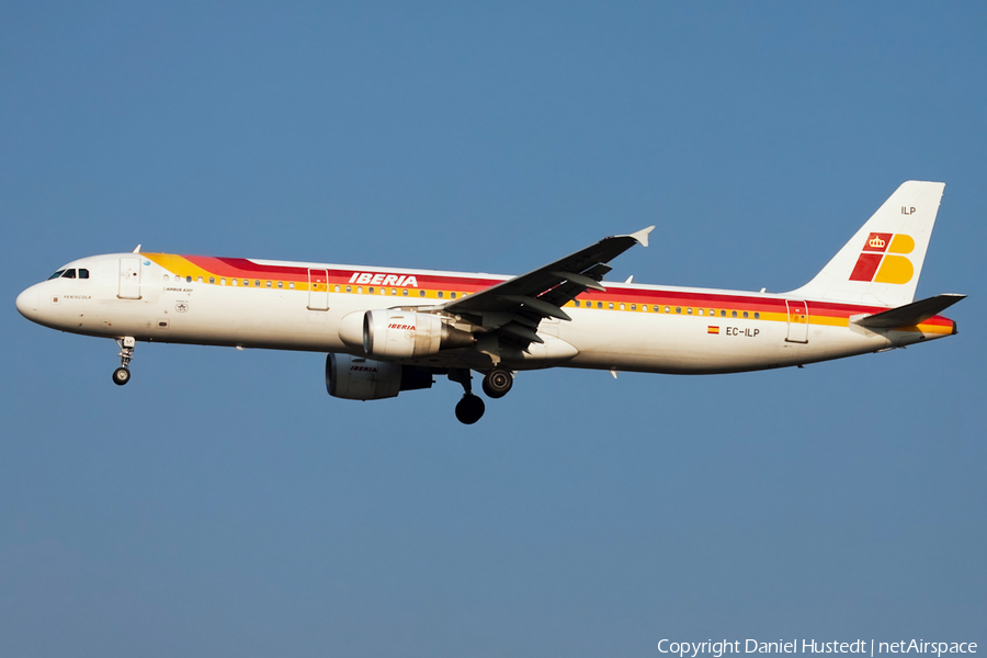 Iberia Airbus A321-211 (EC-ILP) | Photo 658030