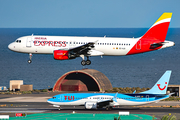 Iberia Express Airbus A320-214 (EC-ILQ) at  Gran Canaria, Spain