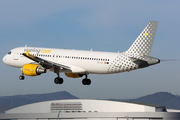 Vueling Airbus A320-214 (EC-ILQ) at  Barcelona - El Prat, Spain