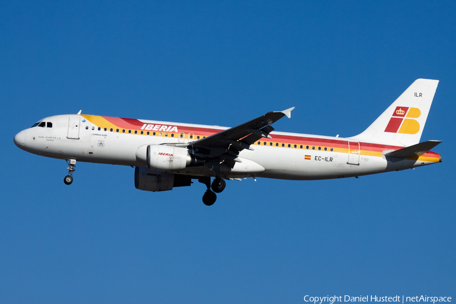 Iberia Airbus A320-214 (EC-ILR) | Photo 541854