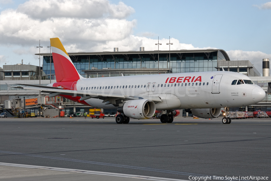 Iberia Airbus A320-214 (EC-ILS) | Photo 311723