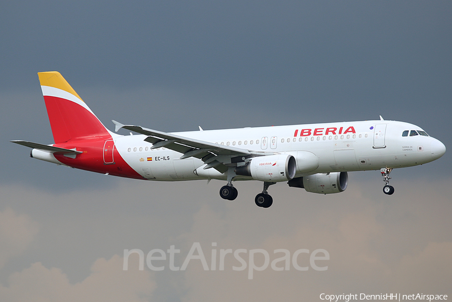 Iberia Airbus A320-214 (EC-ILS) | Photo 448517