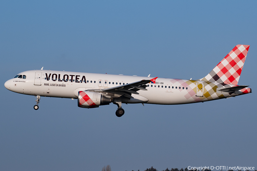 Volotea Airbus A320-214 (EC-ISI) | Photo 653970