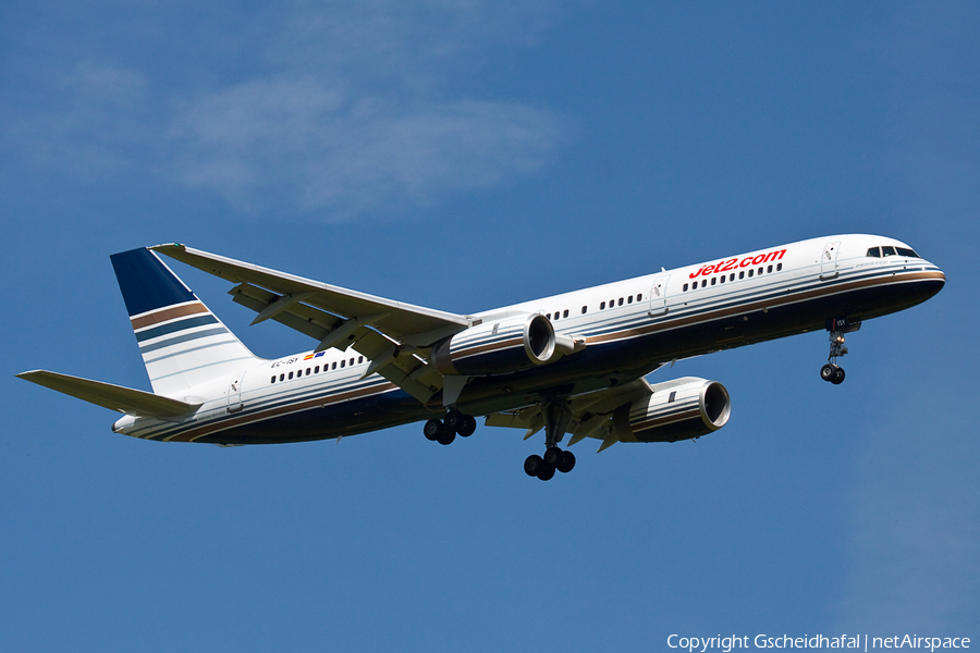 Privilege Style Boeing 757-256 (EC-ISY) | Photo 78781