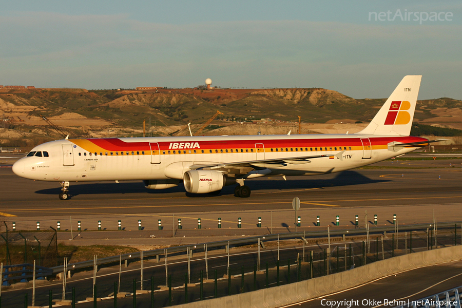 Iberia Airbus A321-211 (EC-ITN) | Photo 44782
