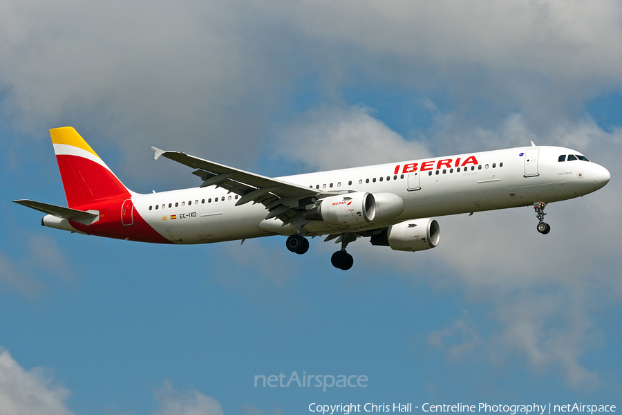Iberia Airbus A321-211 (EC-IXD) | Photo 53422