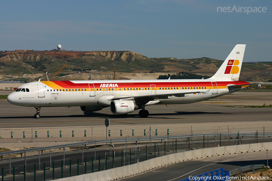 Iberia Airbus A321-211 (EC-IXD) | Photo 44783