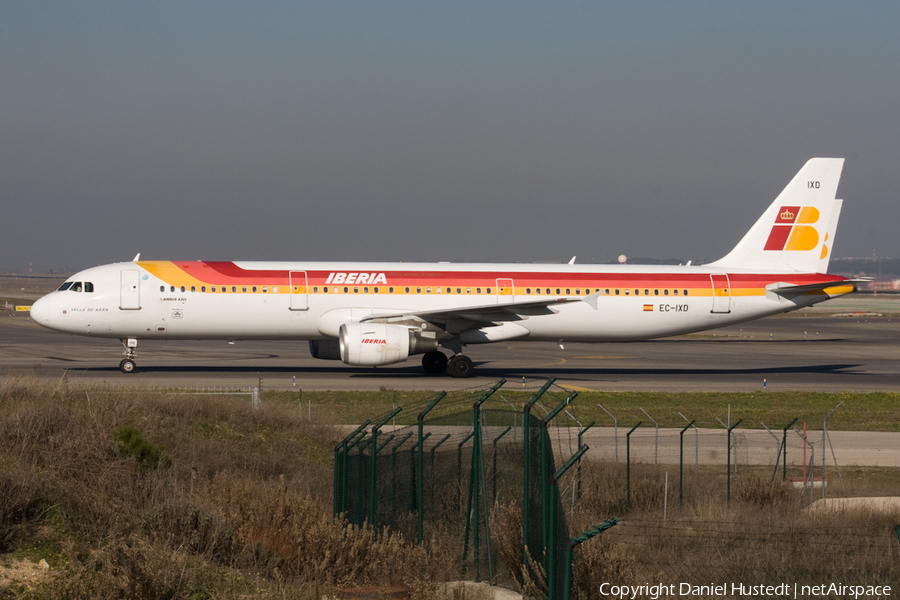 Iberia Airbus A321-211 (EC-IXD) | Photo 544080