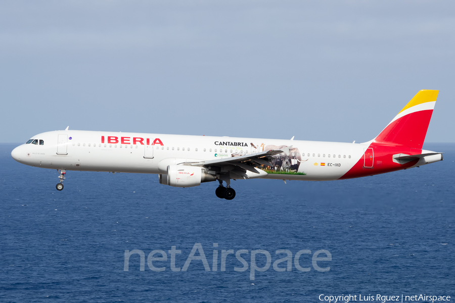 Iberia Airbus A321-211 (EC-IXD) | Photo 459218