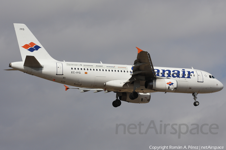 Spanair Airbus A320-232 (EC-IYG) | Photo 281666
