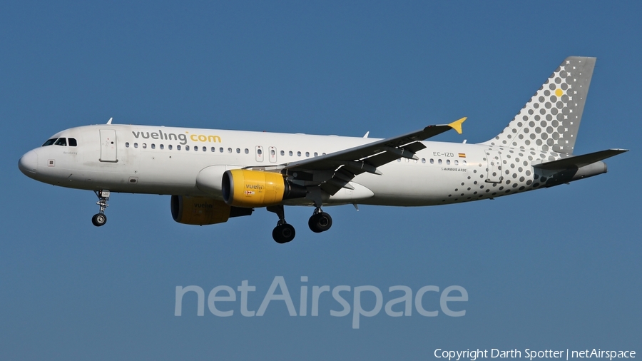 Vueling Airbus A320-214 (EC-IZD) | Photo 223786