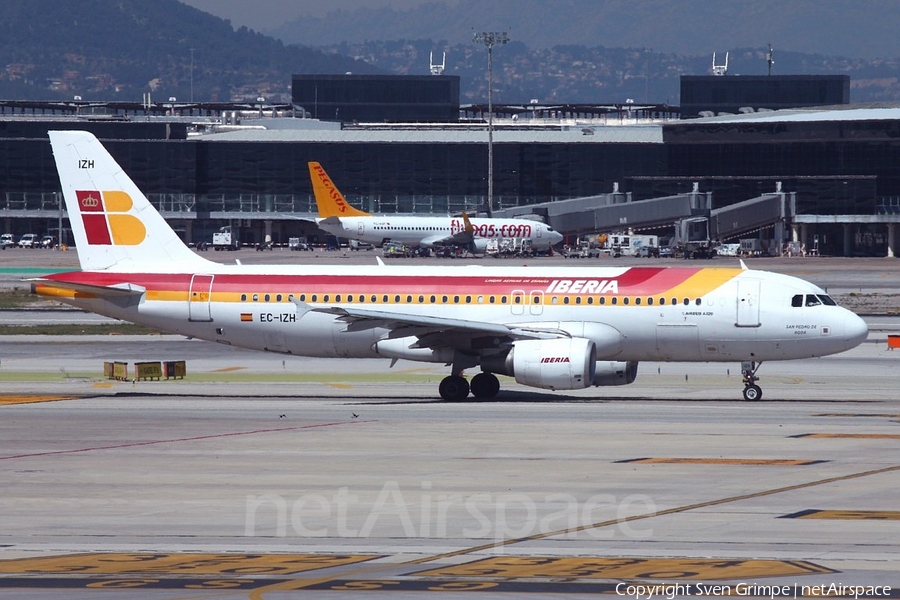 Iberia Airbus A320-214 (EC-IZH) | Photo 73875