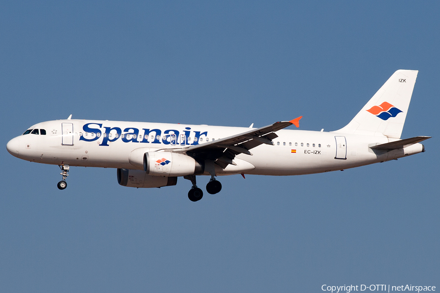 Spanair Airbus A320-232 (EC-IZK) | Photo 370553