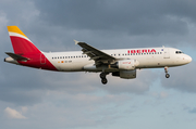 Iberia Airbus A320-214 (EC-IZR) at  Hamburg - Fuhlsbuettel (Helmut Schmidt), Germany