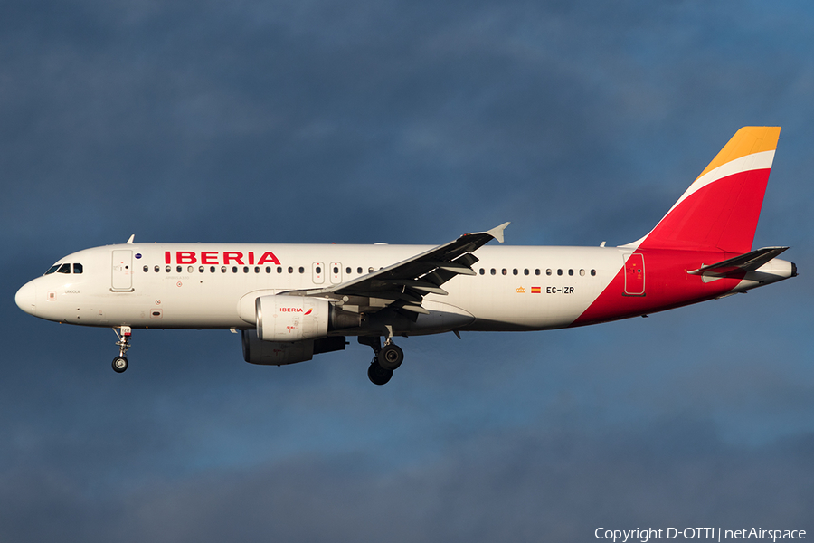 Iberia Airbus A320-214 (EC-IZR) | Photo 139720