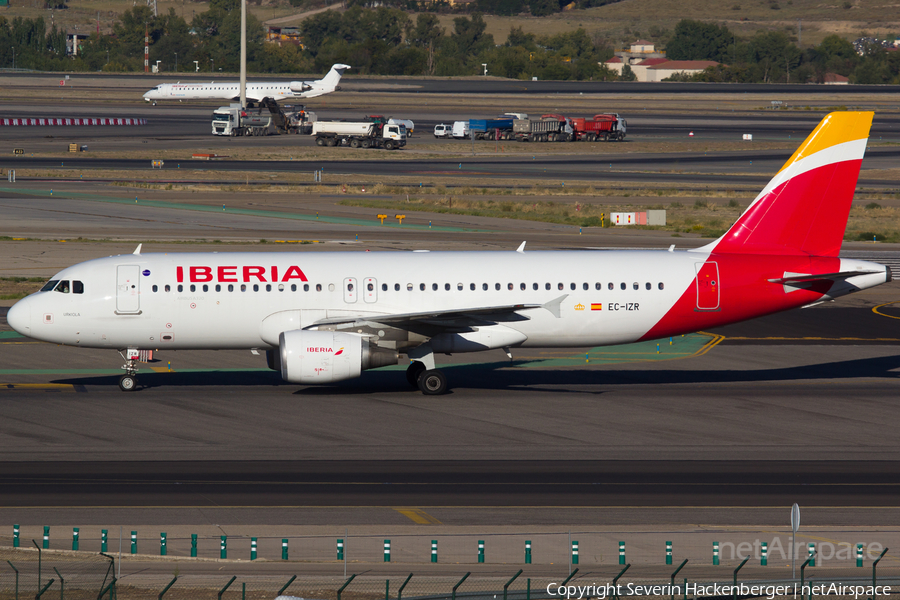 Iberia Airbus A320-214 (EC-IZR) | Photo 217051