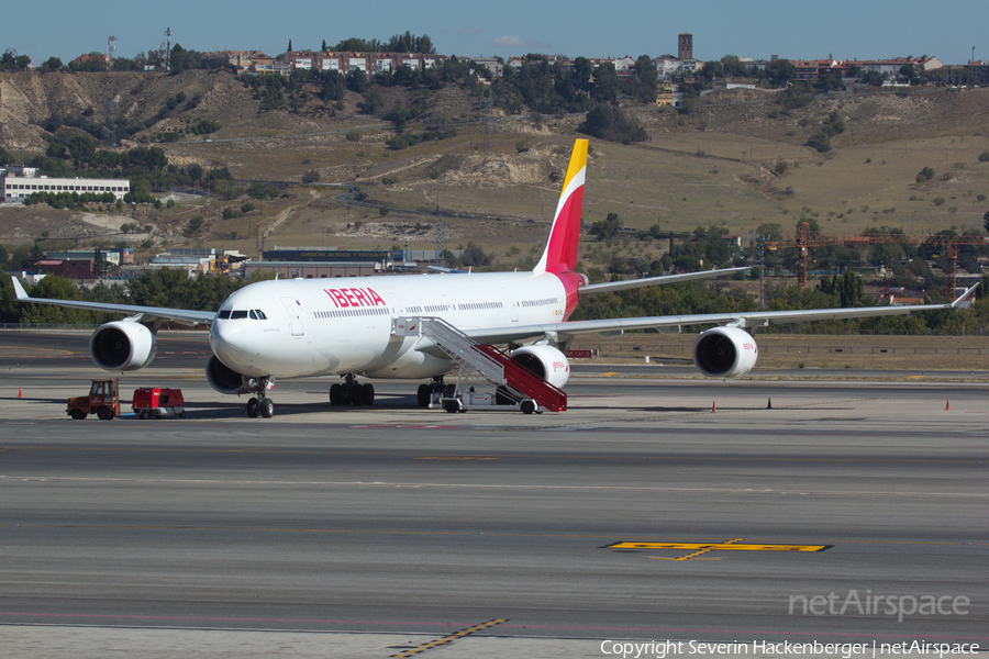 Iberia Airbus A340-642 (EC-IZY) | Photo 191770