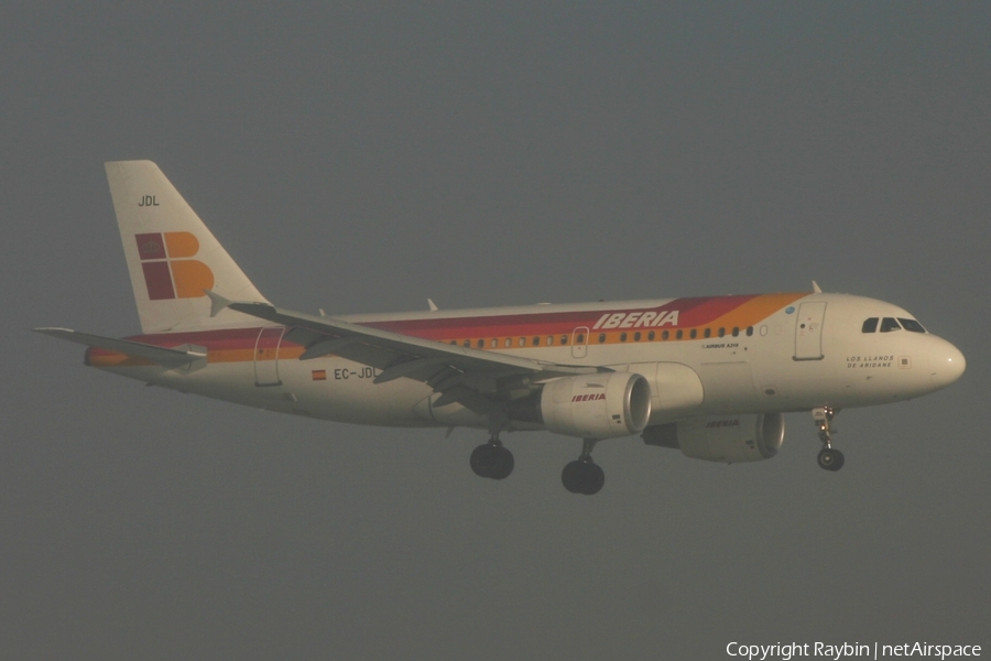 Iberia Airbus A319-111 (EC-JDL) | Photo 558423