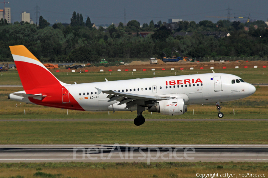 Iberia Airbus A319-111 (EC-JEI) | Photo 340017