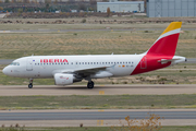 Iberia Airbus A319-111 (EC-JEI) at  Madrid - Barajas, Spain