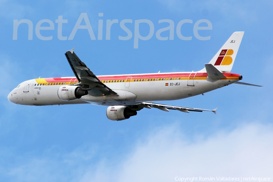 Iberia Airbus A321-211 (EC-JEJ) | Photo 445845