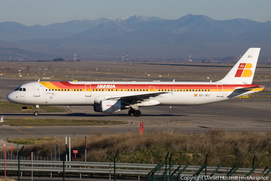 Iberia Airbus A321-211 (EC-JEJ) | Photo 541994