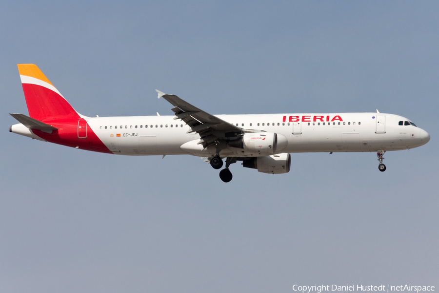 Iberia Airbus A321-211 (EC-JEJ) | Photo 635887