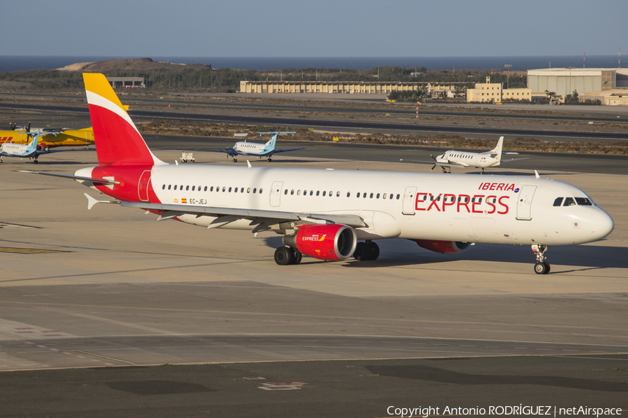 Iberia Express Airbus A321-211 (EC-JEJ) | Photo 127826